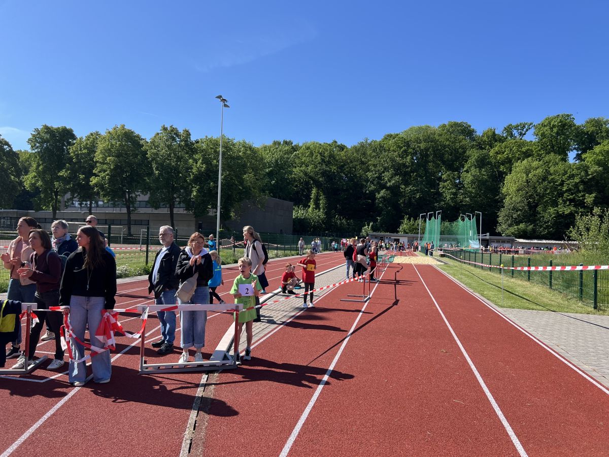 SC Myhl Leichtathletik mit Cross-Cup Finale der Grundschulen und Fortbildung im Auswertungssystem Seltec